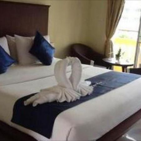 Pius Place Pattaya Bagian luar foto
