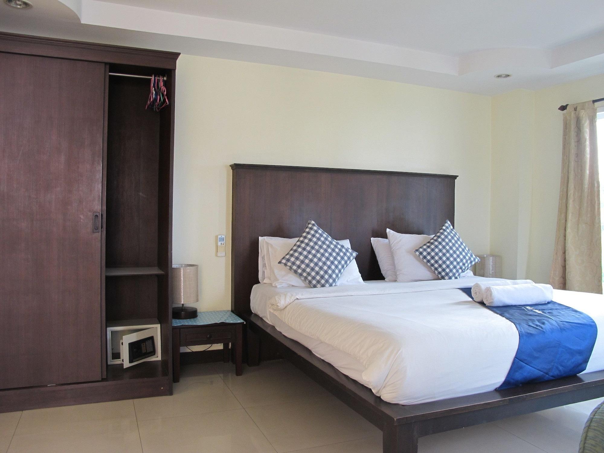 Pius Place Pattaya Bagian luar foto