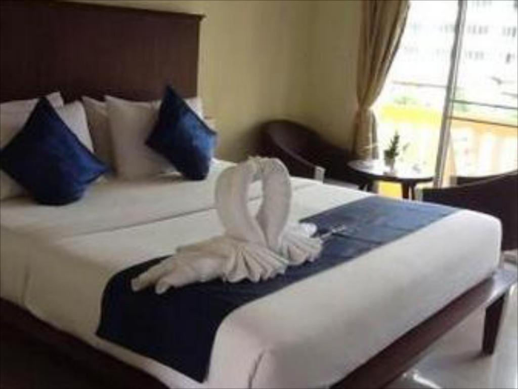 Pius Place Pattaya Bagian luar foto